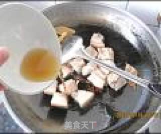 胡萝卜的最佳搭配----五花肉红烧胡萝卜的做法步骤：7
