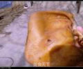 葱丝猪耳的做法步骤：1