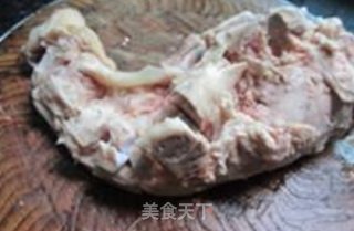 蒜拌卤蹄冻的做法步骤：2