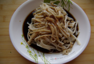 葱油金针菇的做法步骤：6