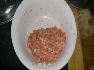 茼蒿猪肉馄饨的做法步骤：2
