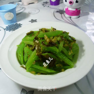 雪菜炒莴笋的做法步骤：7