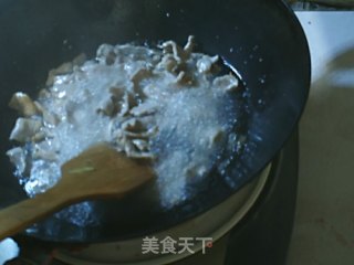 过油肉的做法步骤：3