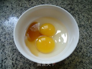 洋葱炒鸭蛋的做法步骤：3