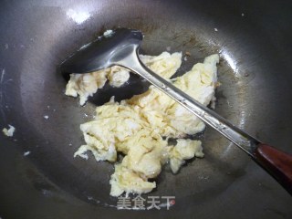 洋葱炒鸭蛋的做法步骤：7