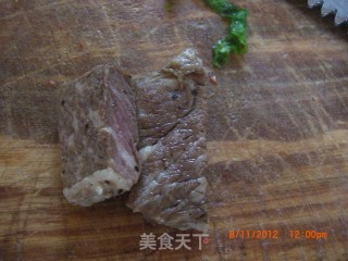 蒜毫炒木耳的做法步骤：7