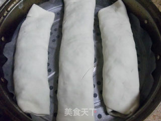 韭菜粉丝卷的做法步骤：11