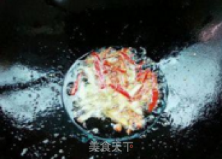 香菜辣酱猪皮的做法步骤：4