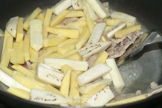 肉片土豆烩茄子的做法步骤：4
