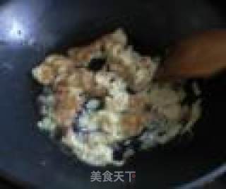 葱油蛋炒饭的做法步骤：2