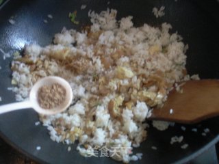 葱油蛋炒饭的做法步骤：5