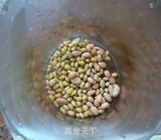 花生豆浆的做法步骤：2