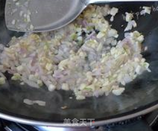 蒜香肥牛火锅的做法步骤：3