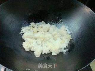 银耳枸杞炒黄瓜的做法步骤：5