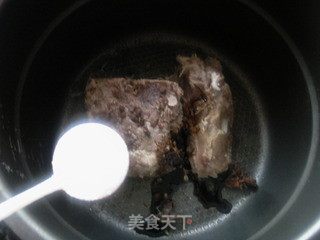 骨汤窈窕瘦身锅的做法步骤：7