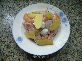 油炸麻辣鸡翅根的做法步骤：4