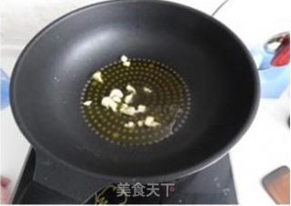 信手拈来的家常小菜——腊肠杏鲍菇的做法步骤：4
