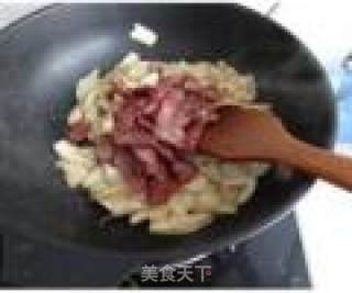 信手拈来的家常小菜——腊肠杏鲍菇的做法步骤：6