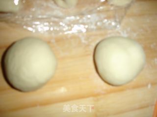 培根奶酪卷的做法步骤：1