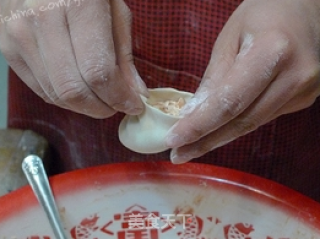 灌汤小笼包--24图详解正宗小笼包做法的做法步骤：20