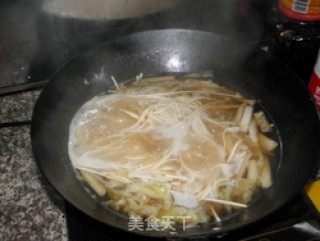 炝锅挂面的做法步骤：3