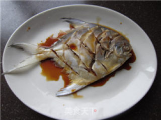 清蒸平鱼的做法步骤：7