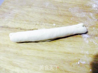 巧克力酱肠仔包的做法步骤：6