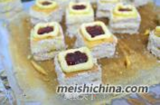甜蜜小点——【双层果酱蛋糕】的做法步骤：15