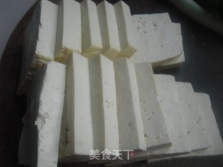 糖醋脆皮豆腐的做法步骤：1