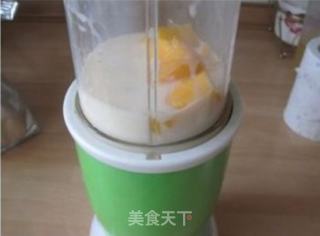 轻松解酒，芝麻酸奶果汁的做法步骤：3