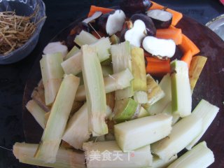 三步曲清热解毒好帮手——甘蔗水的做法步骤：2