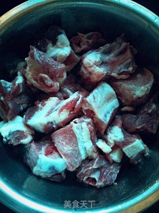 粉蒸小排的做法步骤：1