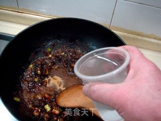 京味儿传统家常菜“炒八宝辣酱”的做法步骤：7