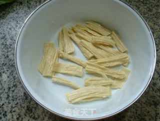 上汤腐竹菜芯的做法步骤：4