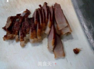 家常菜“芦笋炒腊肉”的做法步骤：3