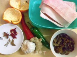 辣味皮冻的做法步骤：1