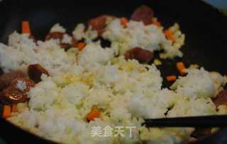 腊肠蛋炒饭的做法步骤：4