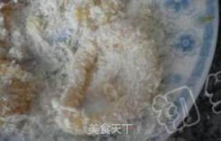 香酥鱿鱼圈儿的做法步骤：5