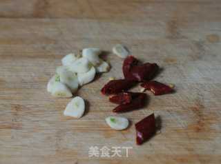 手撕包菜的做法步骤：2