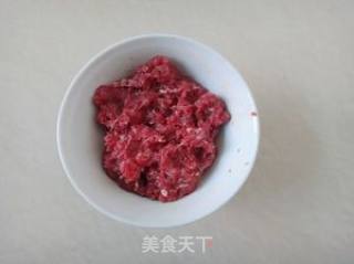 韭菜花炒牛肉的做法步骤：2