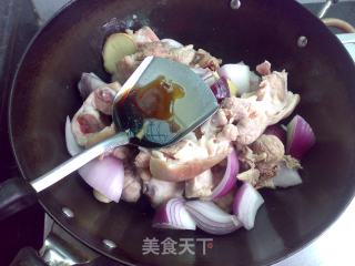洋葱猪手的做法步骤：7