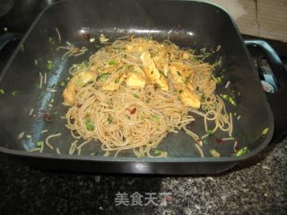 蛋炒粉的做法步骤：8