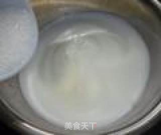 电饭煲蛋糕的做法步骤：3