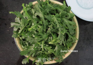 素炒茼蒿的做法步骤：3