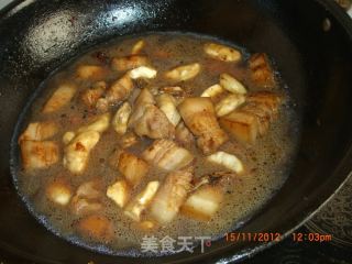 菱角红烧肉的做法步骤：11