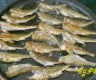香煎小黄花鱼的做法步骤：6