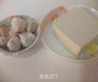 鱼丸烧豆腐的做法步骤：1