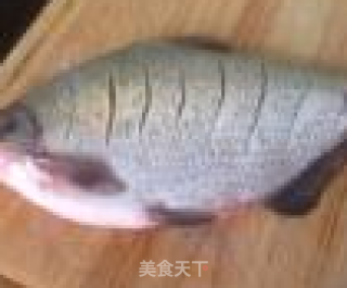 清蒸武昌鱼的做法步骤：2