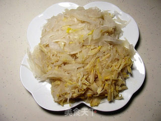 酸菜炒粉丝的做法步骤：2