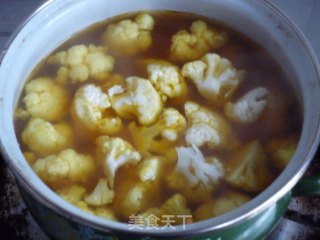 泡泰式咖喱花椰菜的做法步骤：2